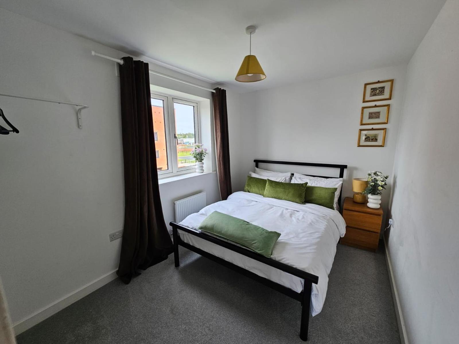 Modern 3 Bedroom Town House Ipswich Exterior foto