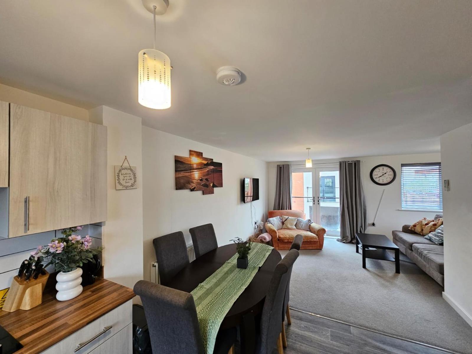 Modern 3 Bedroom Town House Ipswich Exterior foto
